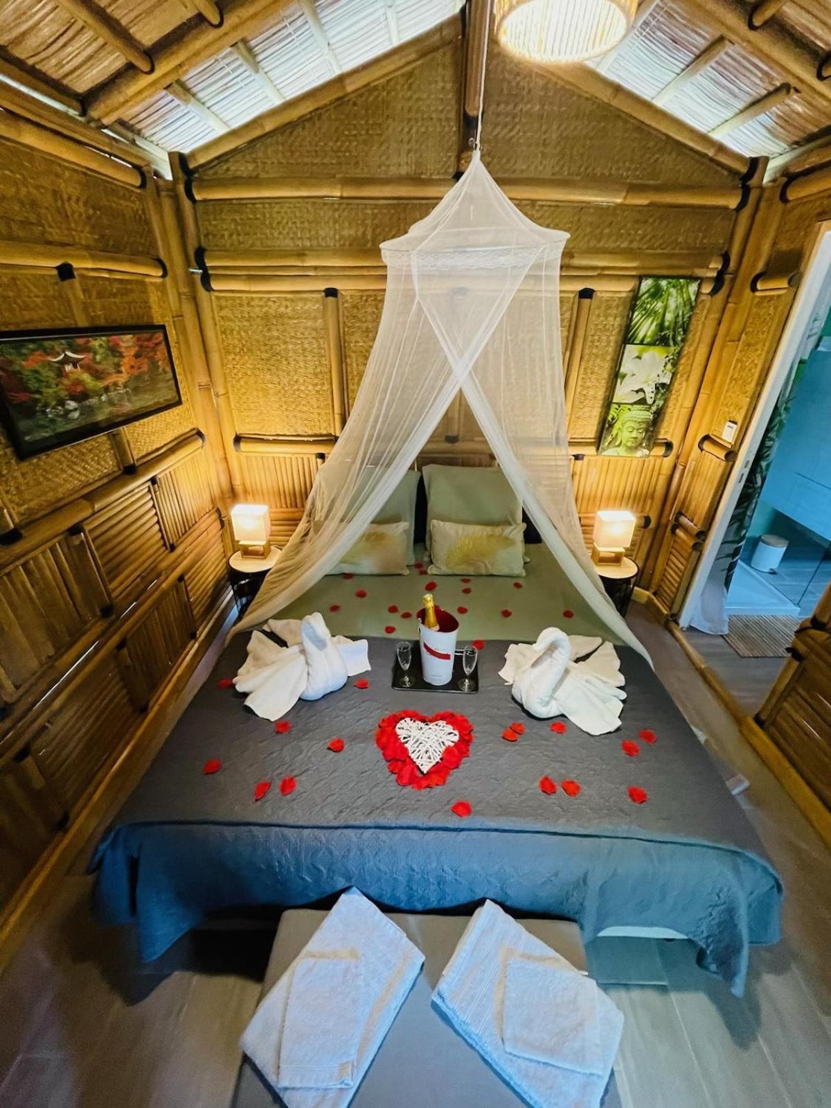 Suite Bambou Bien-Etre A Bali - Le Soleil Des Cevennes Saint-Jean-du-Gard Ngoại thất bức ảnh
